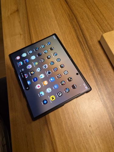 Samsung galaxy fold 8 - z,